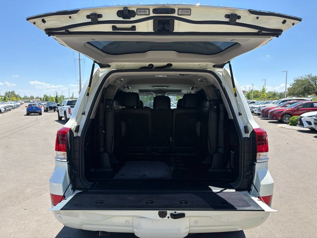 Used 2016 Toyota Land Cruiser AWD/4WD image 17