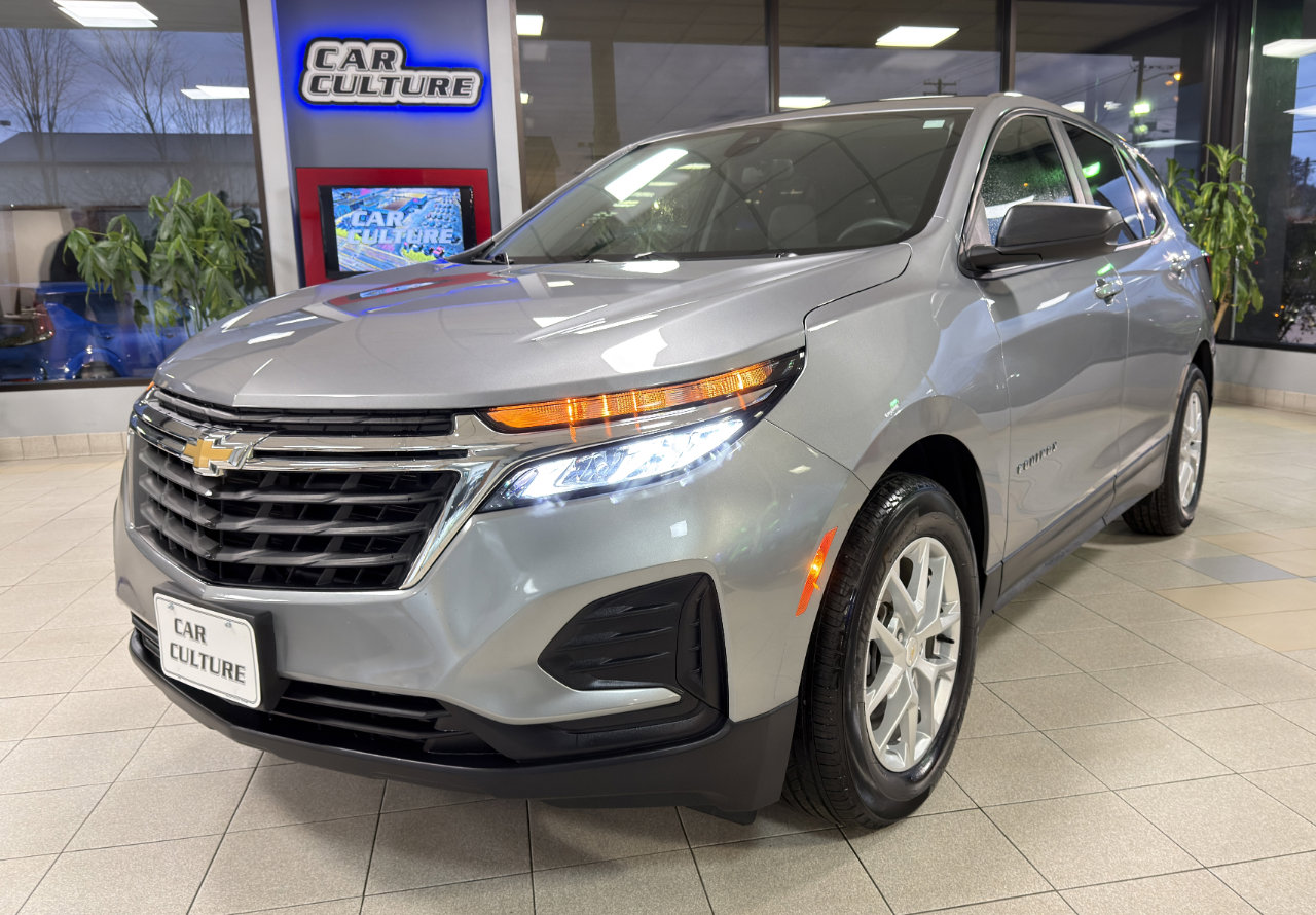 Used 2024 Chevrolet Equinox LS w/ LPO, Floor Liner Package image 9