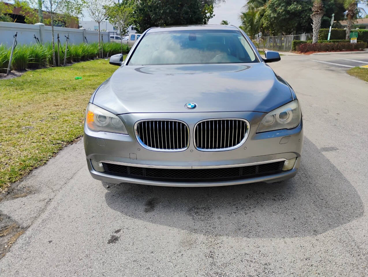 Used 2012 BMW 740i RWD image 2