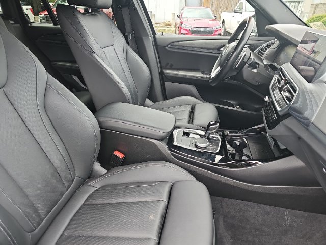 Used 2023 BMW X3 xDrive30i w/ Convenience Package w/ZPA AWD/4WD image 13