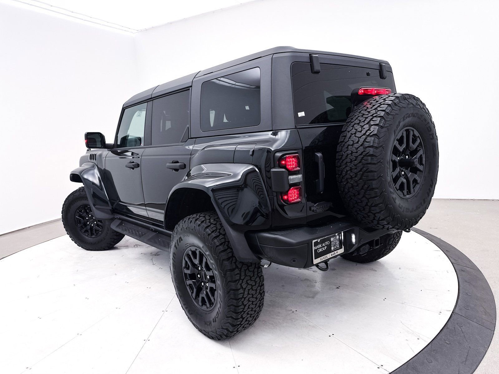 Used 2024 Ford Bronco Raptor image 17