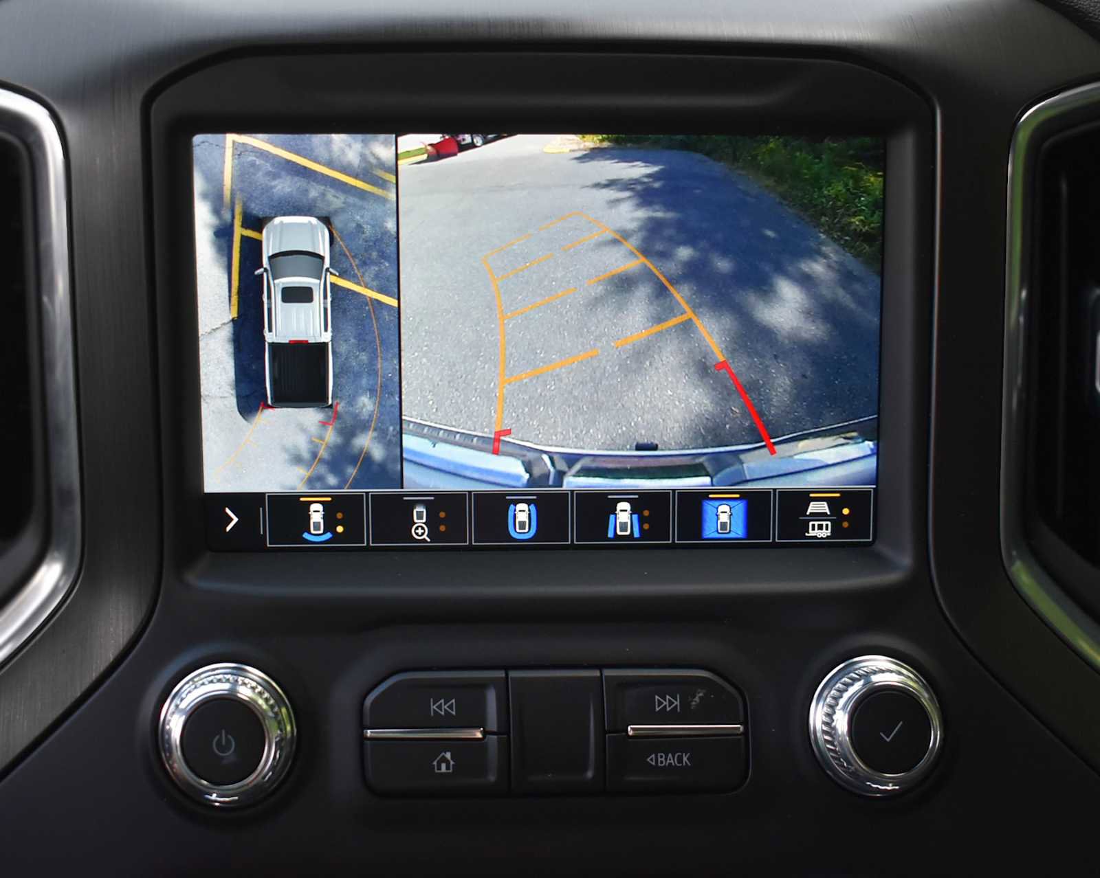 Used 2021 GMC Sierra 1500 AT4 w/ AT4 Premium Package image 20