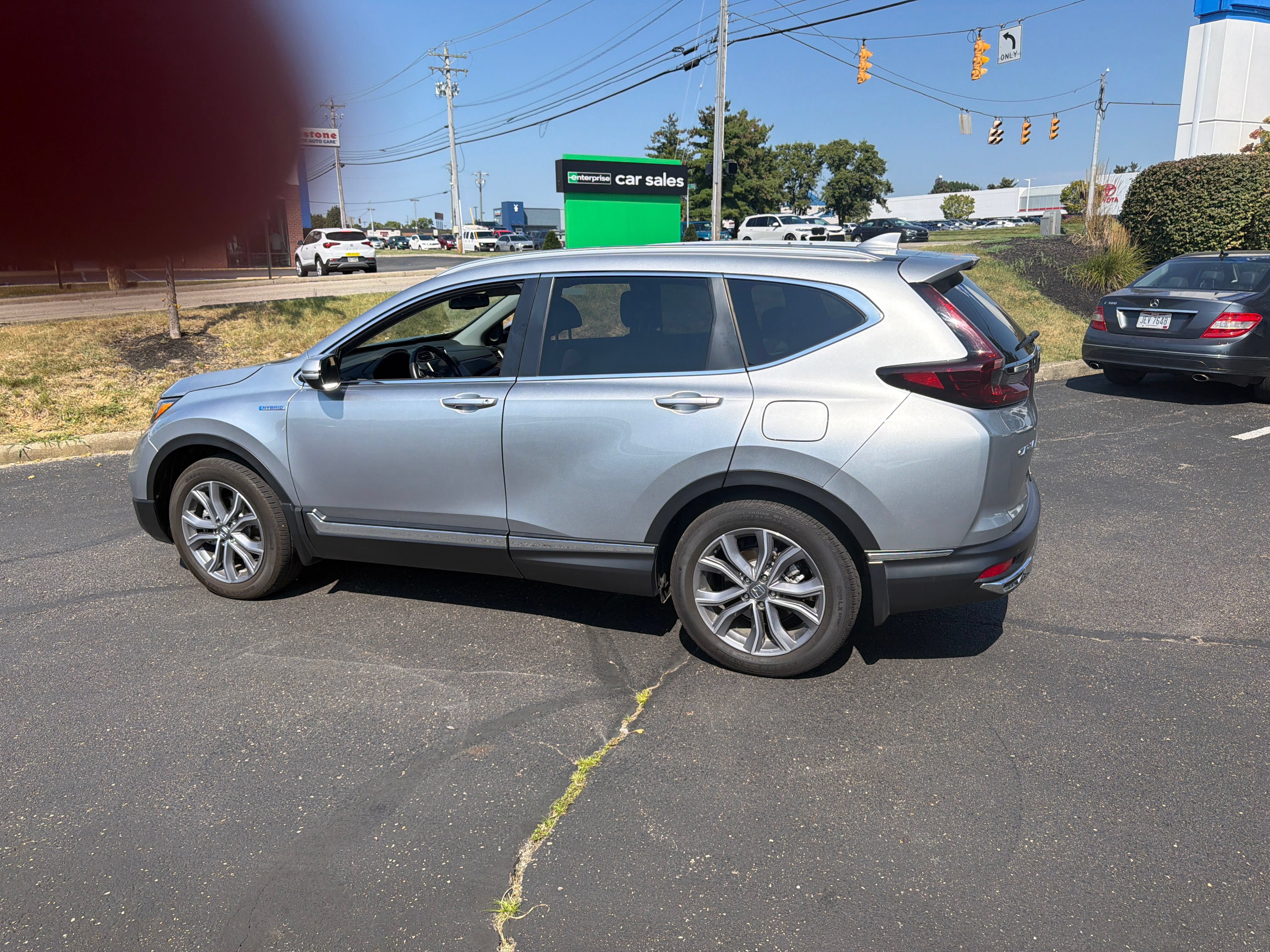 Used 2022 Honda CR-V Touring image 12