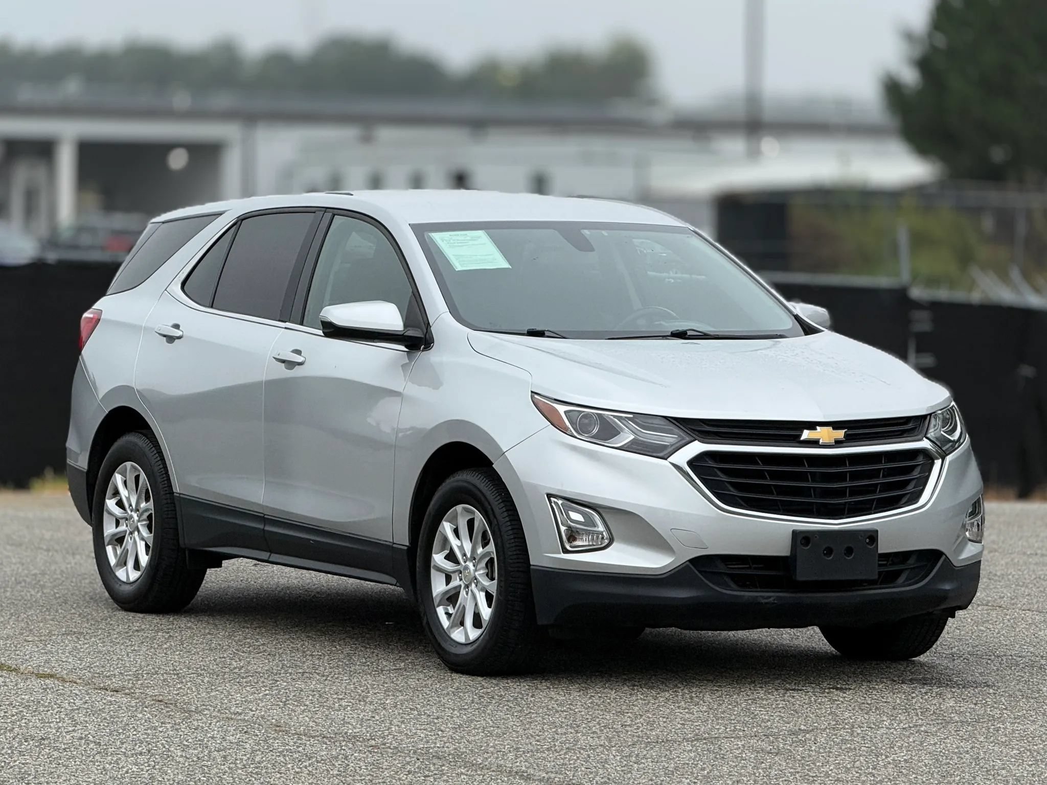 Used 2018 Chevrolet Equinox LT AWD/4WD image 1
