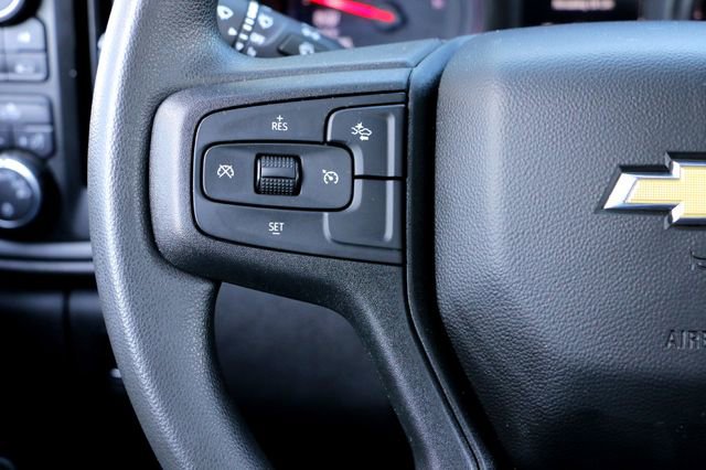 Used 2023 Chevrolet Silverado 1500 Custom image 14