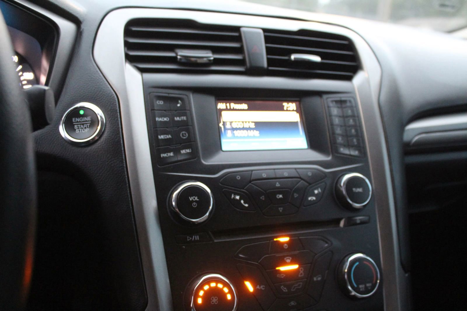 Used 2017 Ford Fusion S image 16