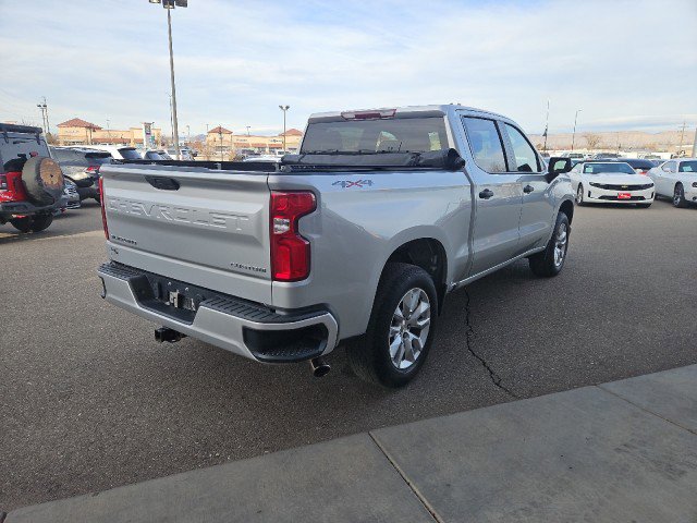 Used 2020 Chevrolet Silverado 1500 Custom w/ Custom Value Package image 5