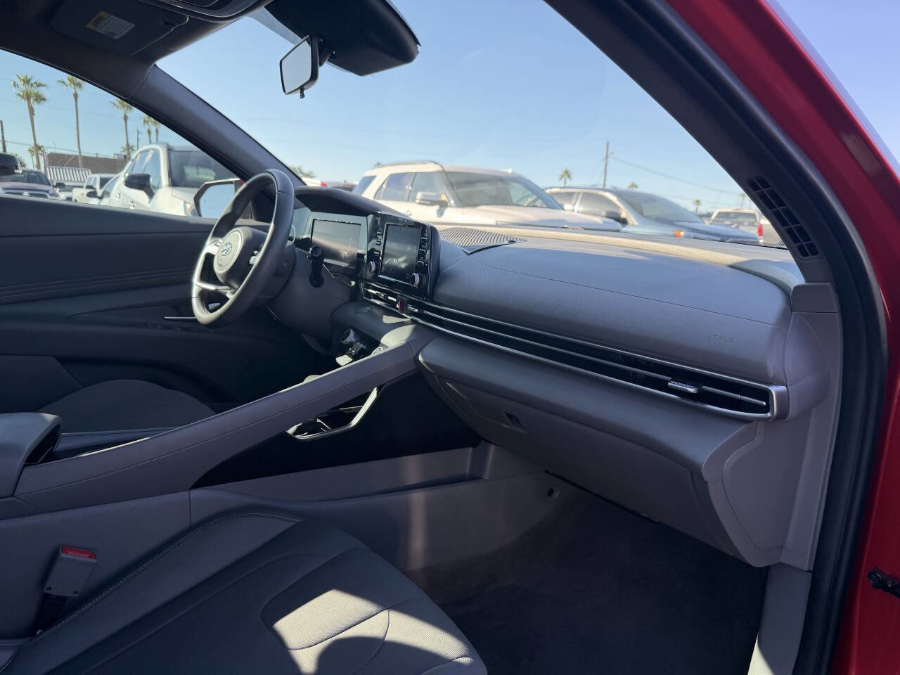 Used 2021 Hyundai Elantra SEL w/ Convenience Package image 26