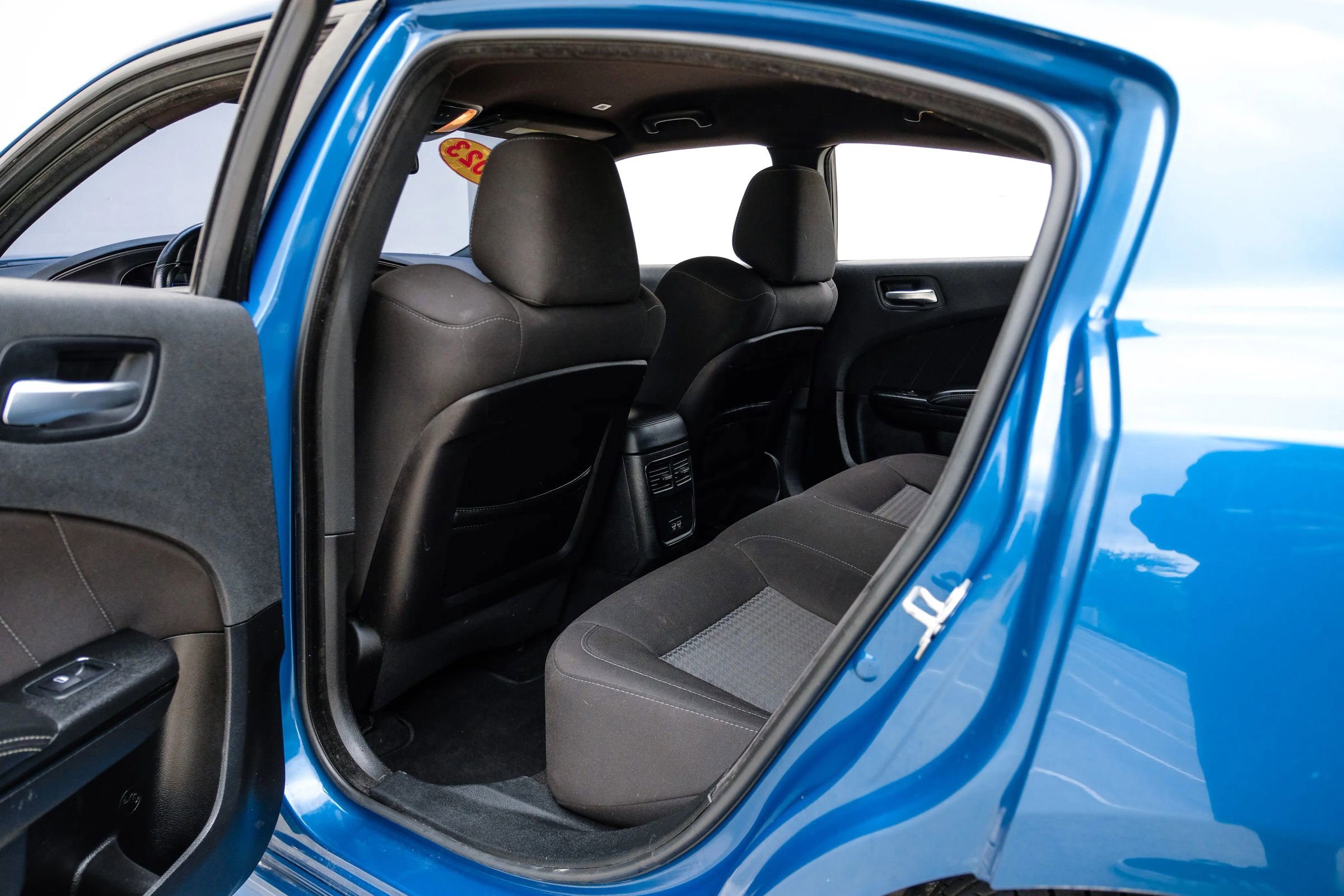 Used 2023 Dodge Charger R/T w/ Blacktop Package image 38