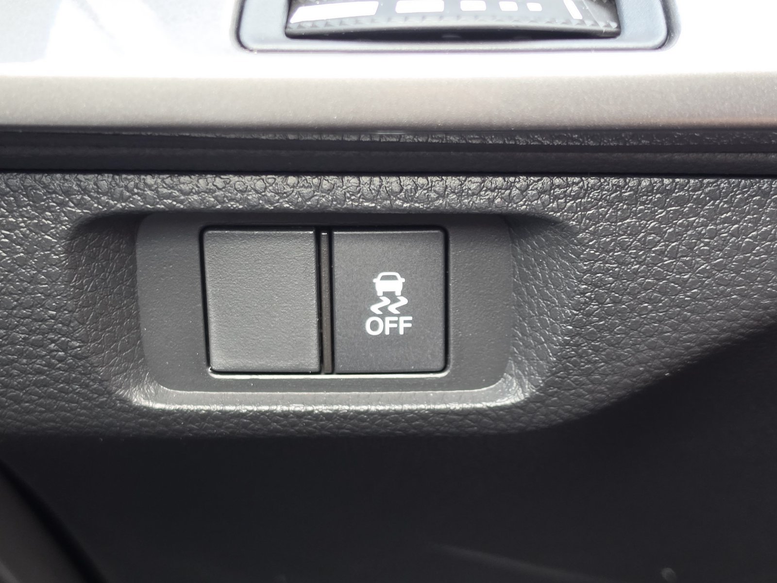 Used 2025 Acura Integra FWD image 14