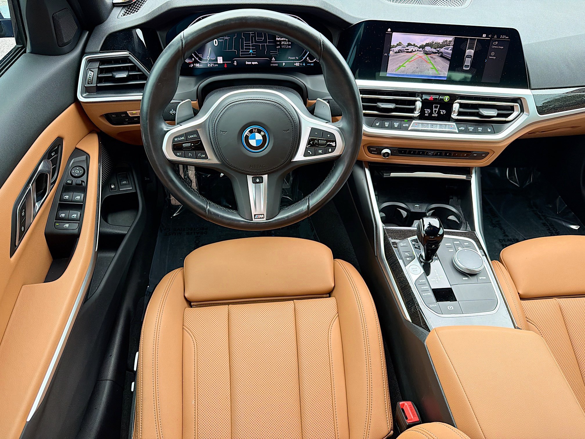 Used 2022 BMW 330e w/ M Sport Package RWD image 15