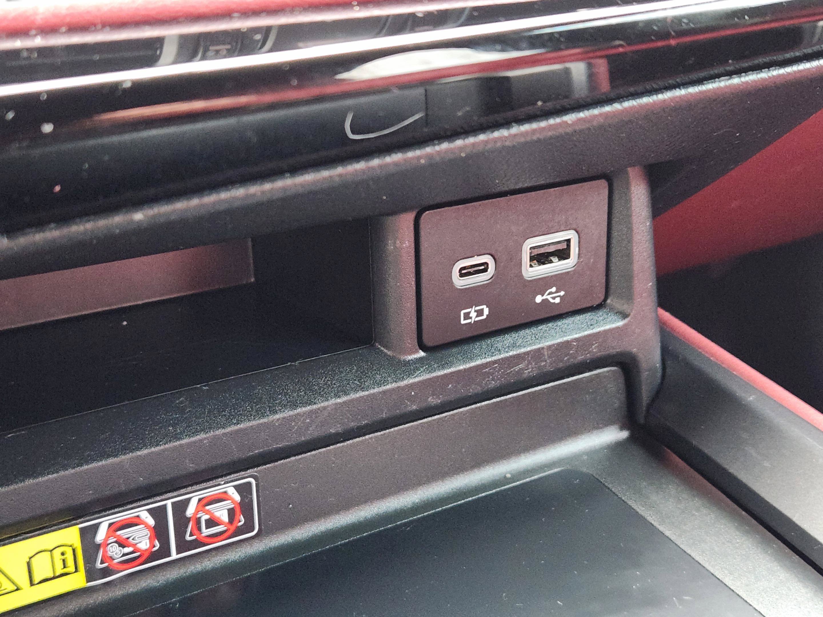 Used 2024 Lexus NX 350h AWD image 31