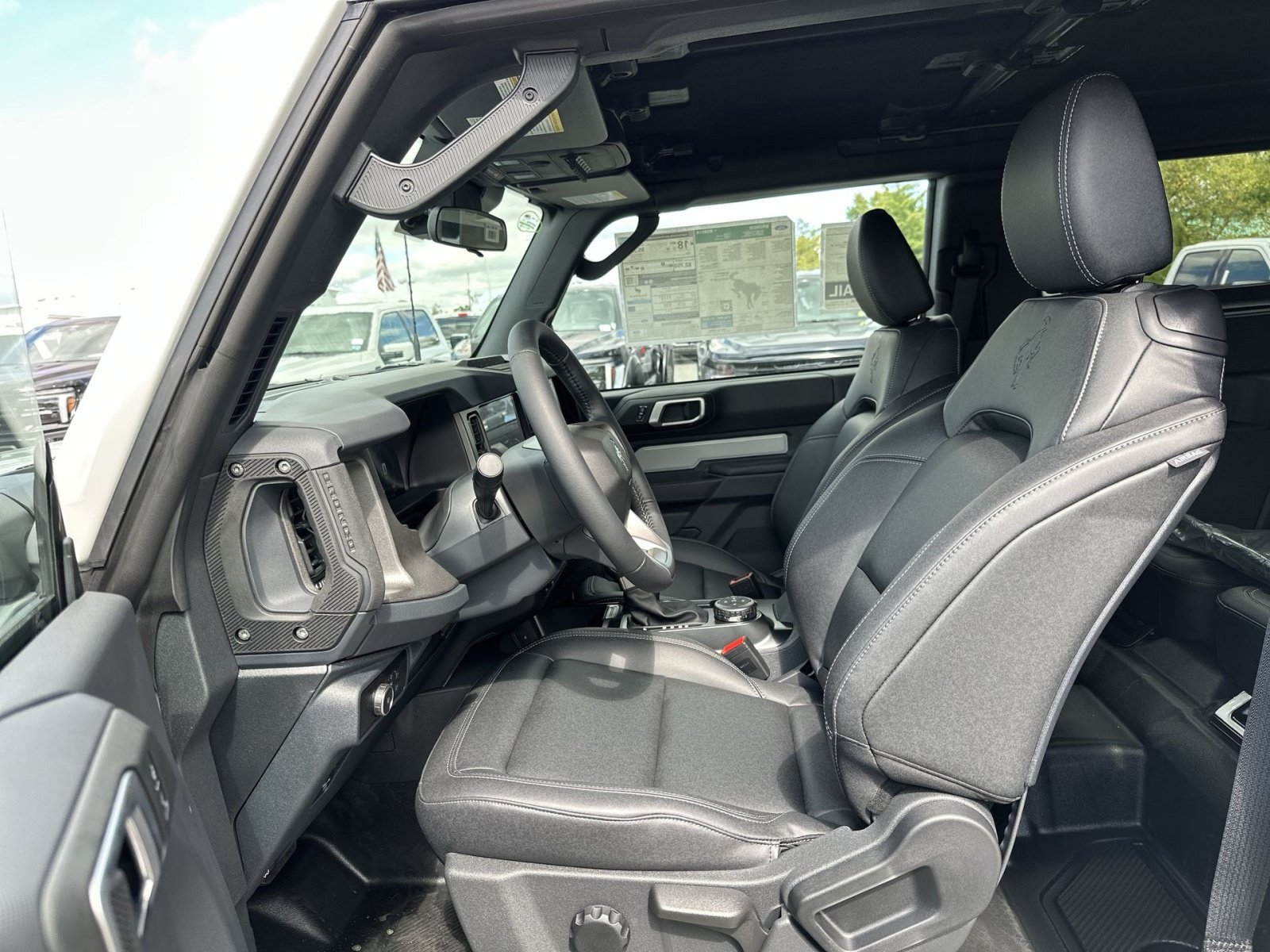 New 2026 Ford Bronco Badlands AWD/4WD image 14