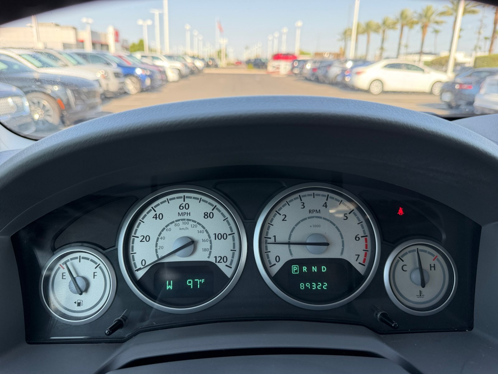 Used 2010 Chrysler Town & Country Touring FWD image 11