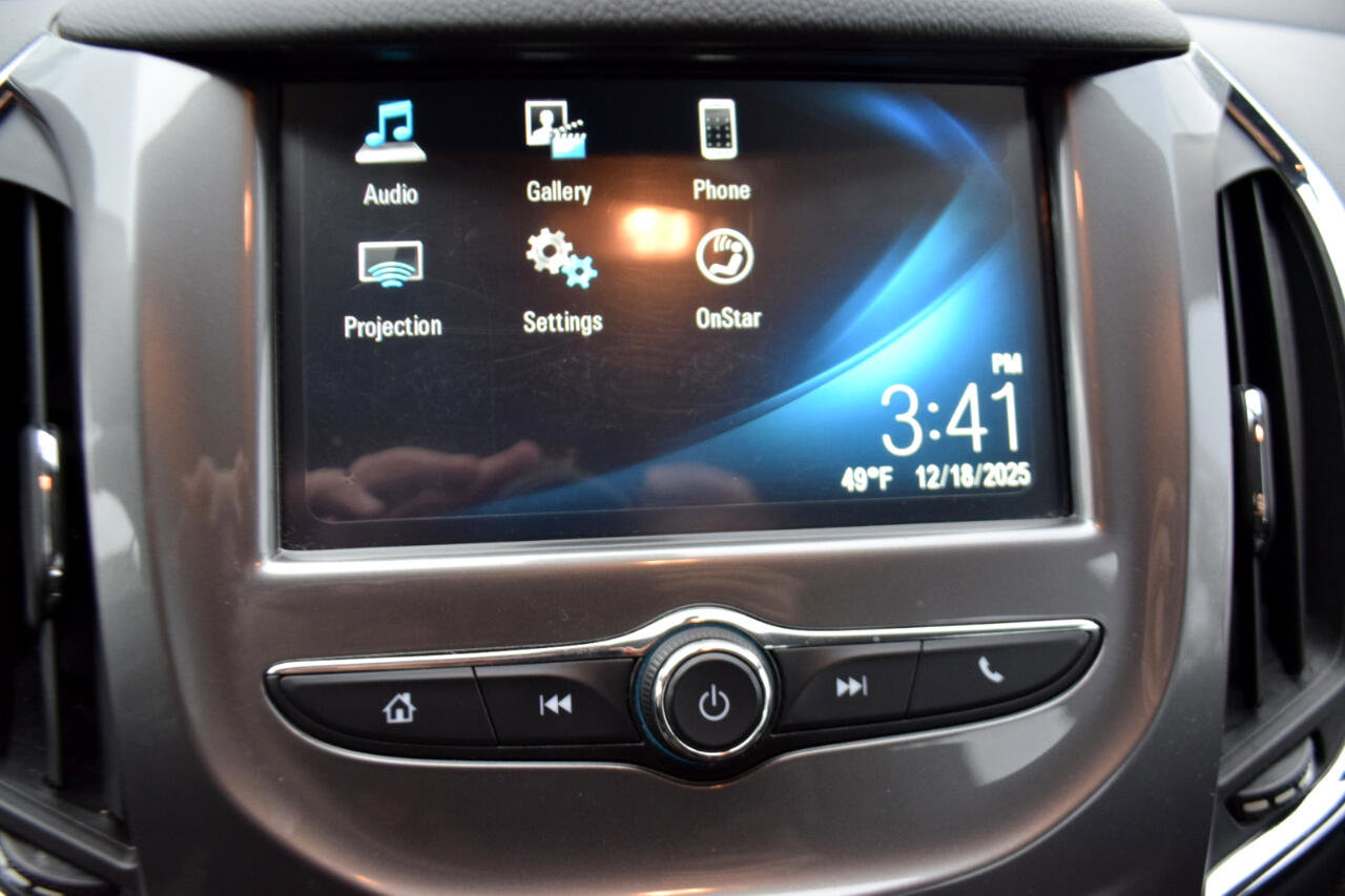 Used 2018 Chevrolet Cruze LT w/ Convenience Package image 16