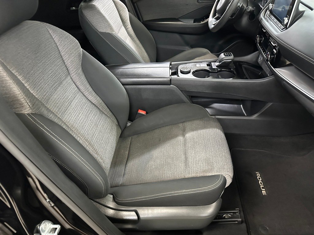 Used 2021 Nissan Rogue SV AWD/4WD image 29