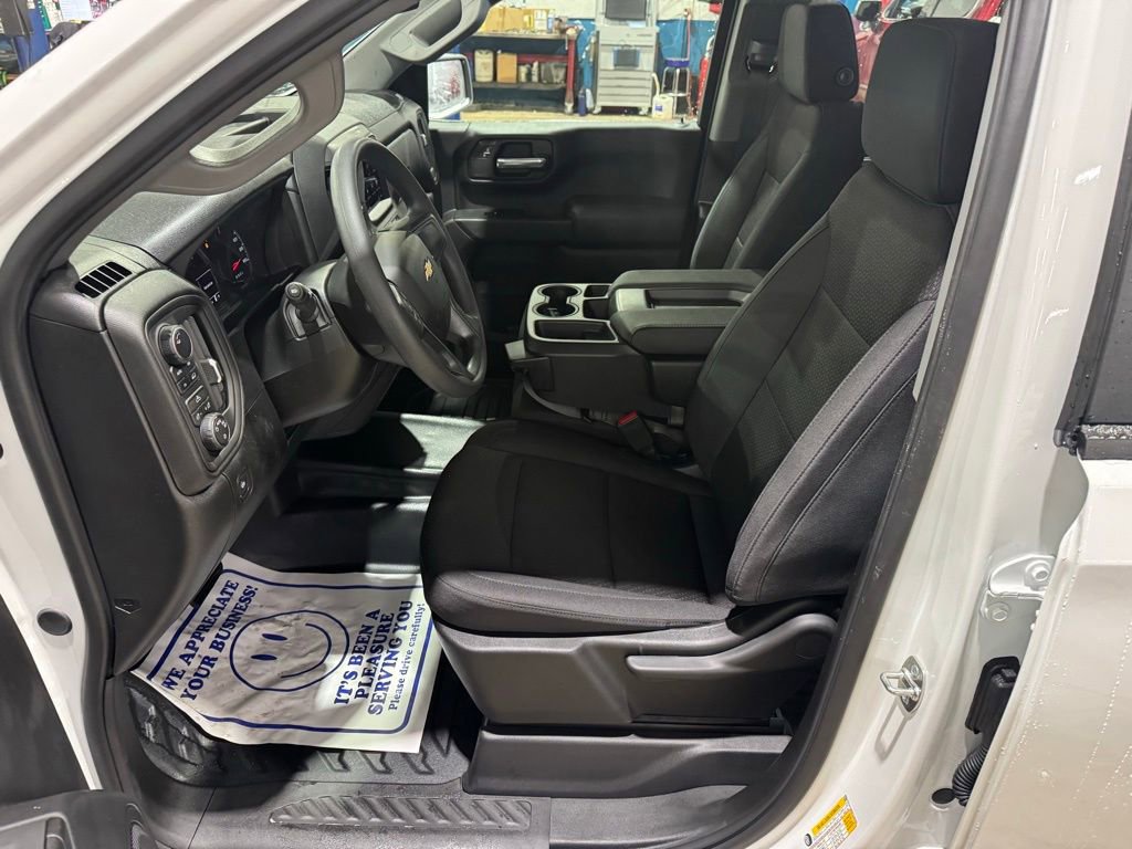 New 2026 Chevrolet Silverado 1500 W/T w/ Trailering Package image 11