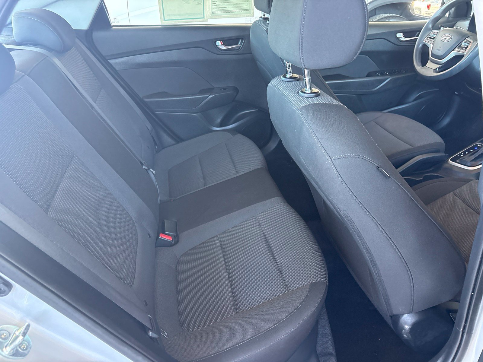 Used 2021 Hyundai Accent SE FWD image 16