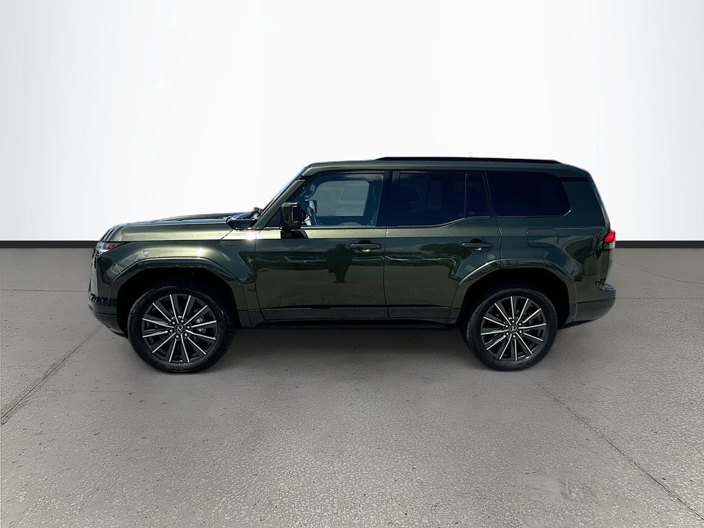 Used 2024 Lexus GX 550 w/ Cold Area Package AWD/4WD image 4