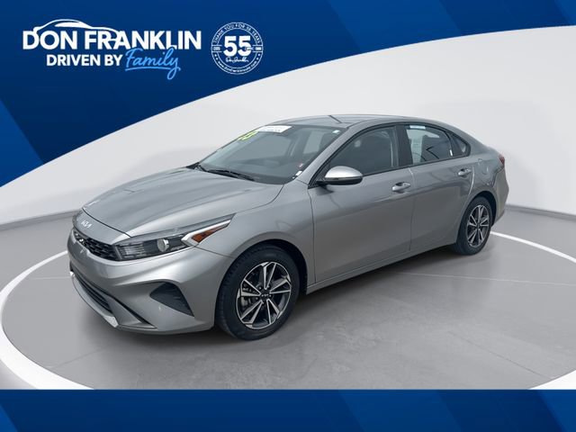 Used 2023 Kia Forte LXS w/ LXS Technology Package FWD image 1