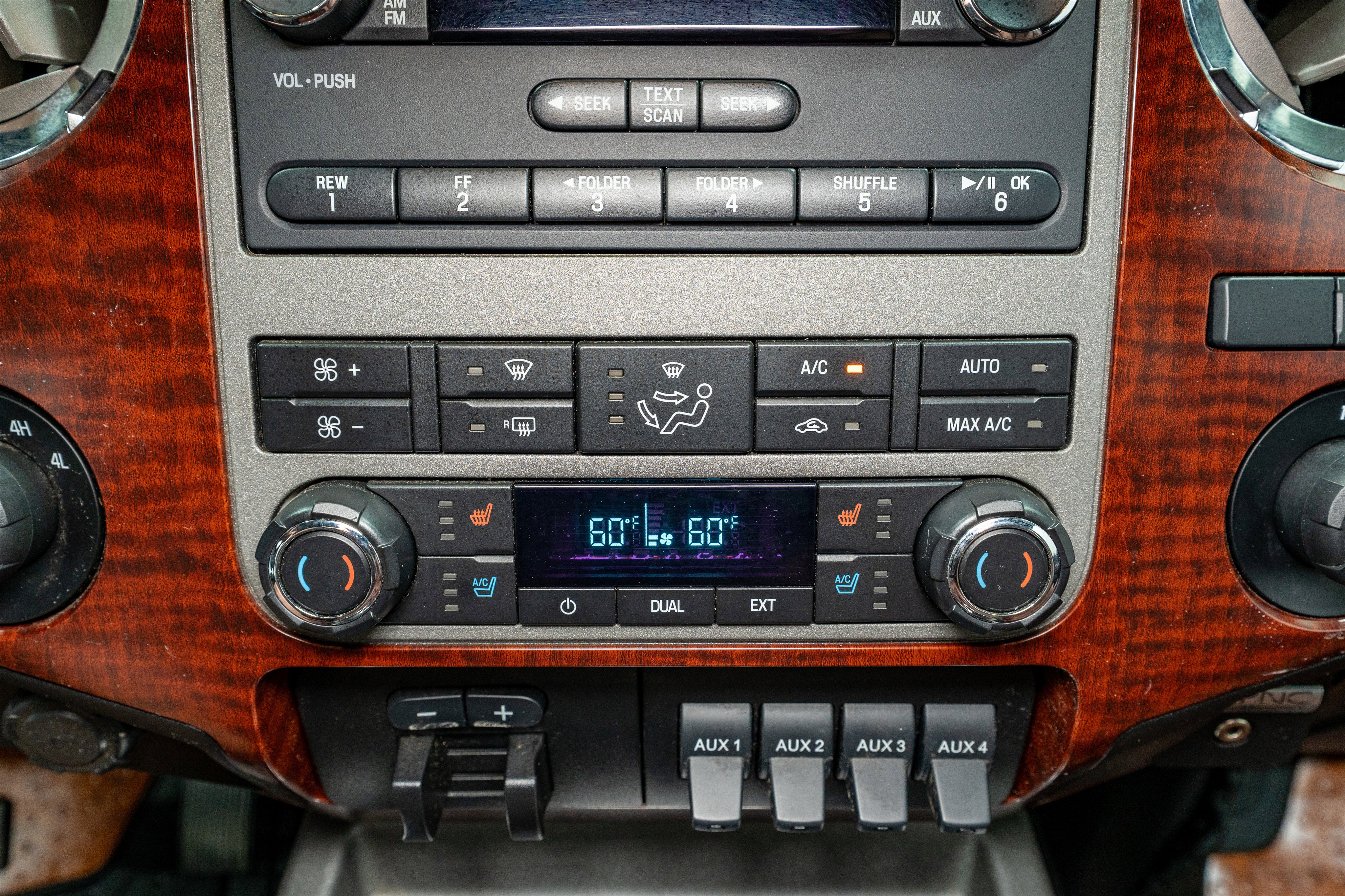 Used 2012 Ford F350 King Ranch w/ King Ranch w/Chrome Pkg image 19