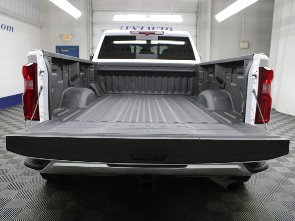 Used 2024 Chevrolet Silverado 3500 LTZ w/ LTZ Convenience Package AWD/4WD image 46