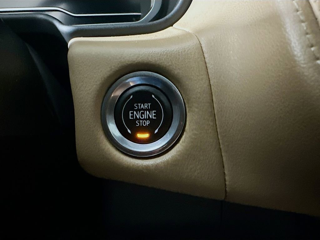 Used 2023 Chevrolet Tahoe Premier image 28