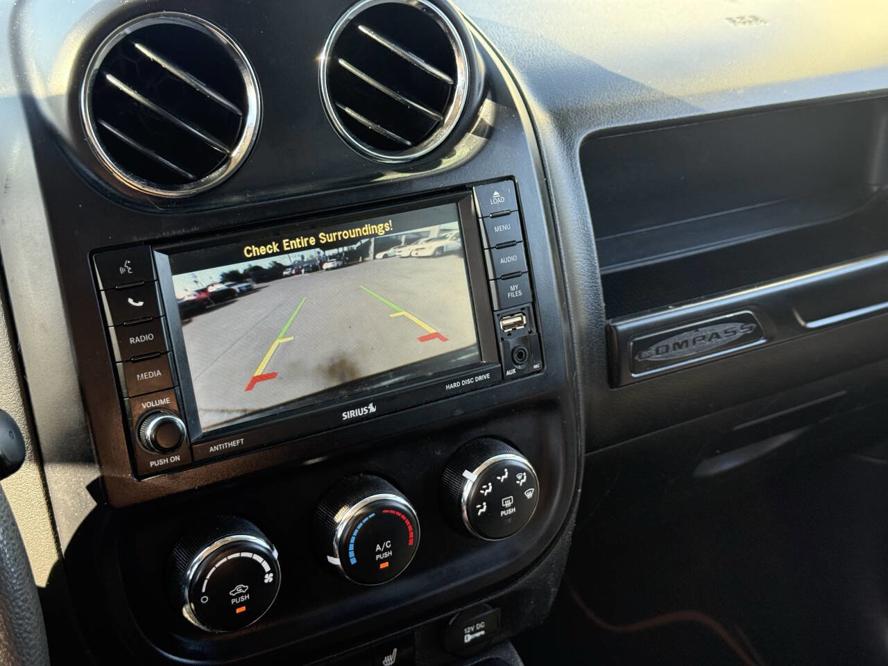 Used 2015 Jeep Compass Sport w/ Power Value Group FWD image 4