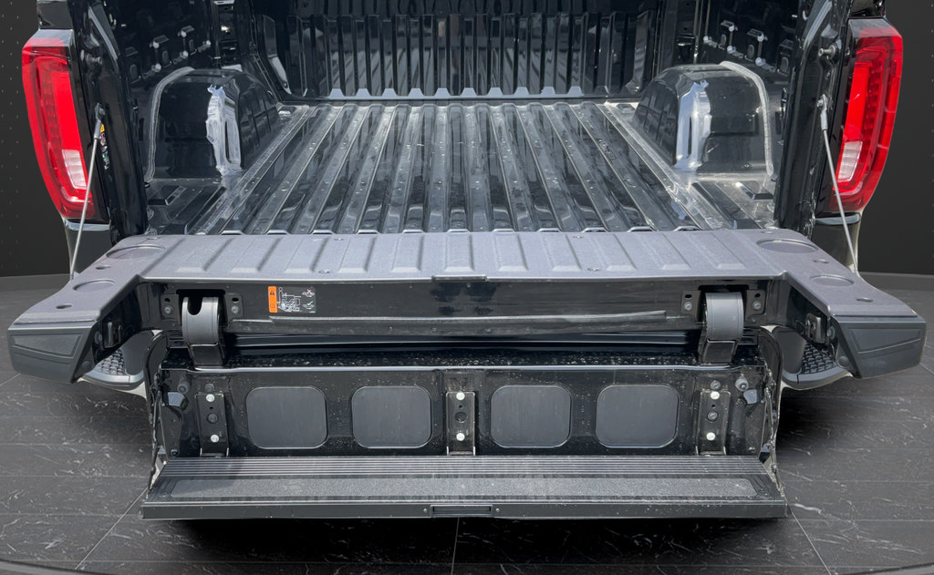 Used 2026 GMC Sierra 1500 SLT RWD image 24