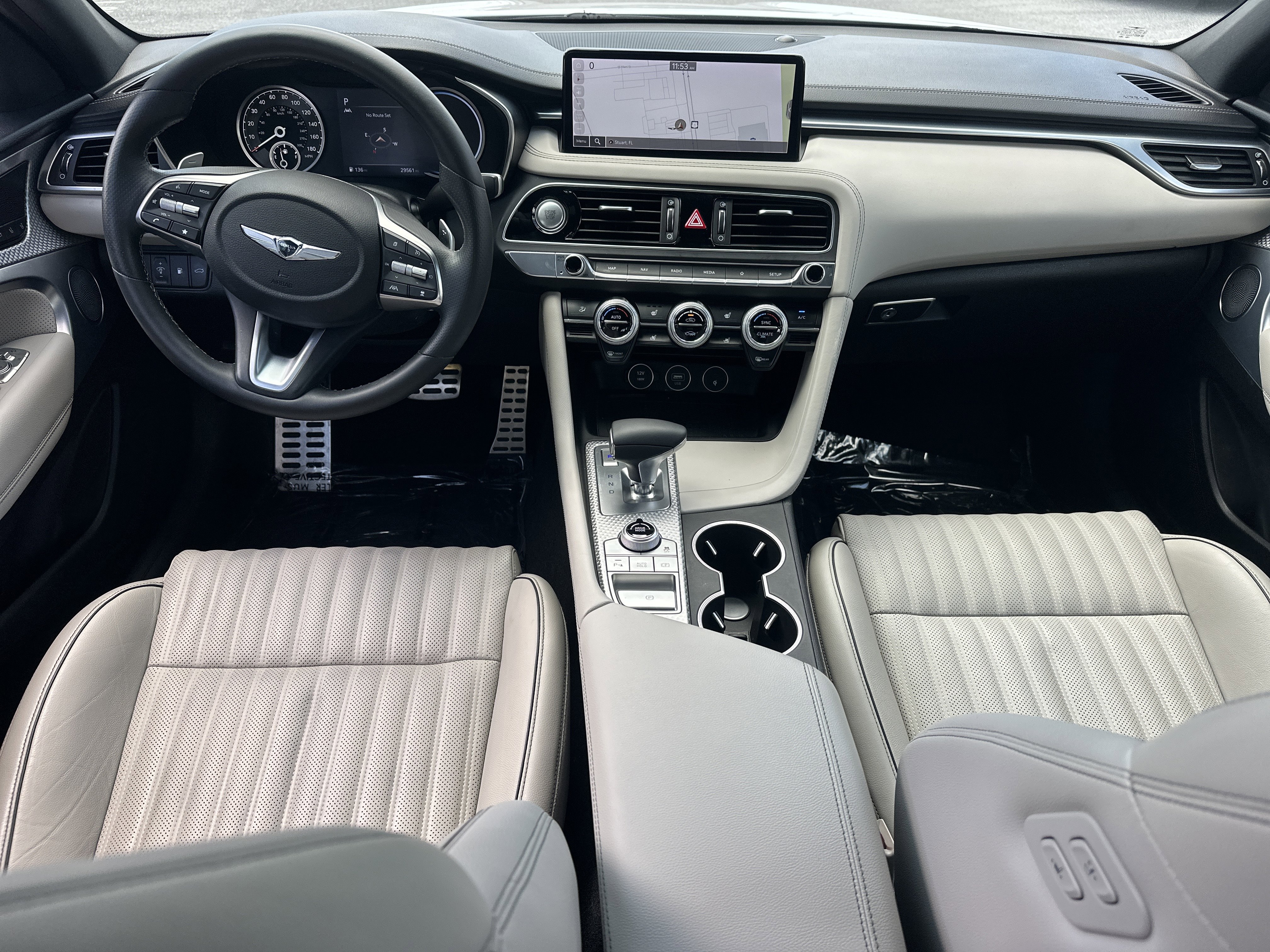 Certified 2023 Genesis G70 2.0T w/ Sport Prestige Package RWD image 17