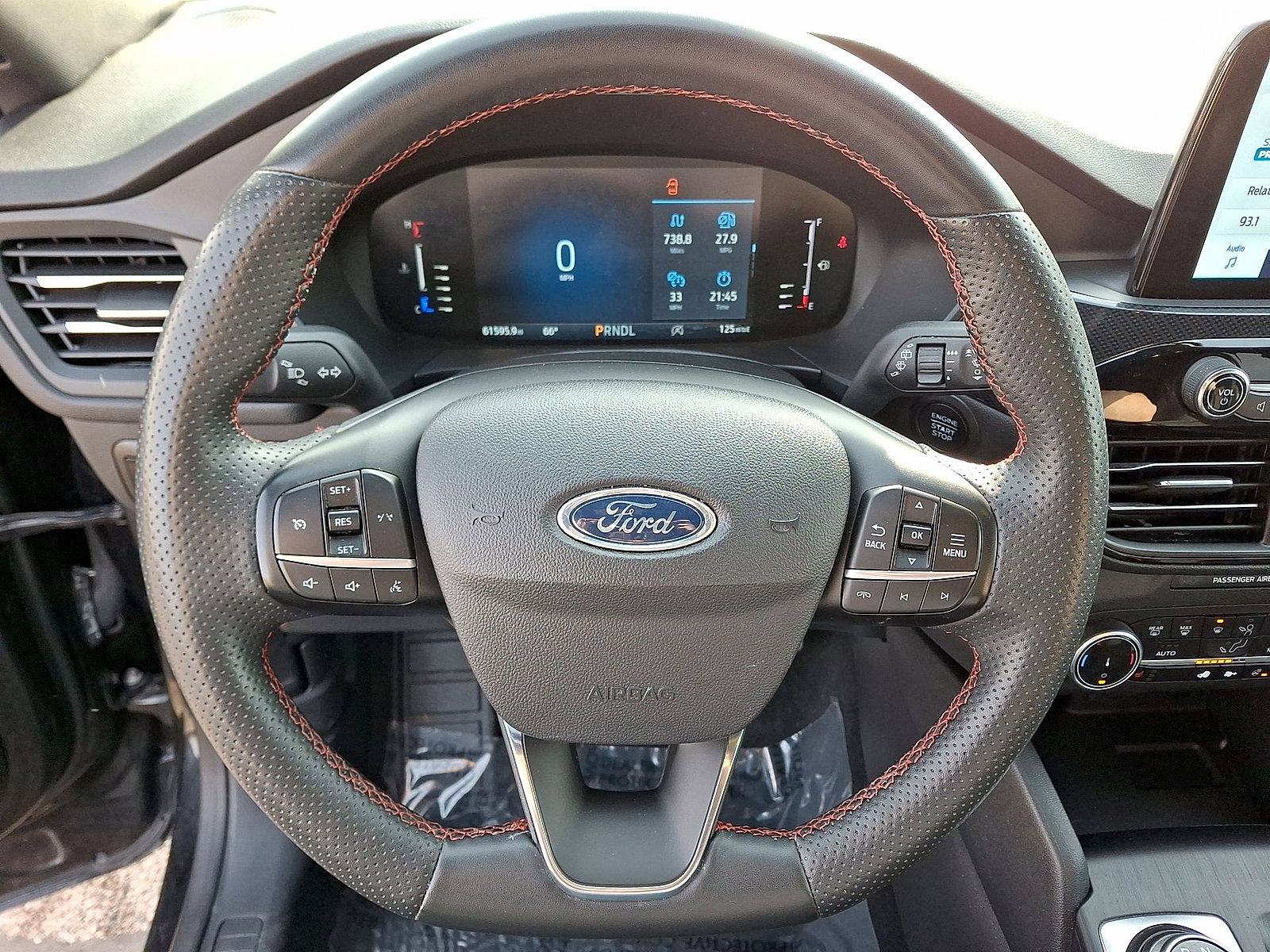 Used 2023 Ford Escape ST-Line AWD/4WD image 16