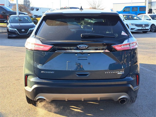 Certified 2019 Ford Edge Titanium image 4