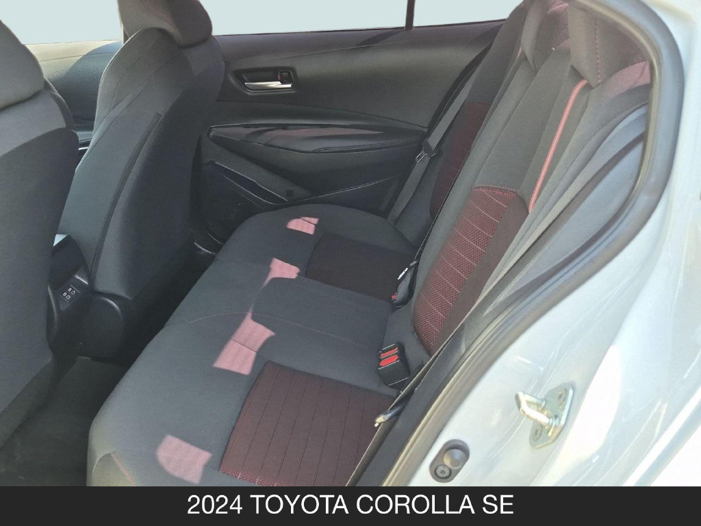 Used 2024 Toyota Corolla SE FWD image 16
