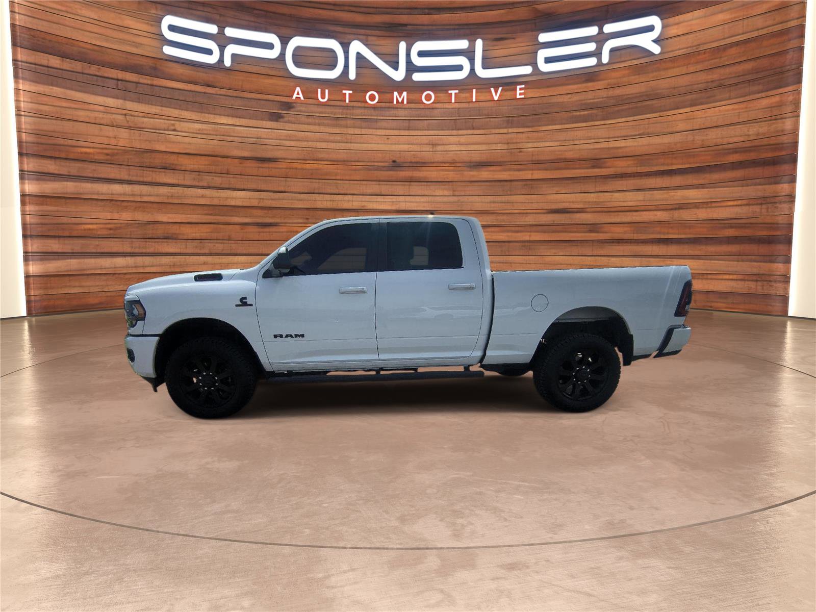 Used 2022 RAM 2500 Big Horn w/ Level C Equiment Group AWD/4WD image 2
