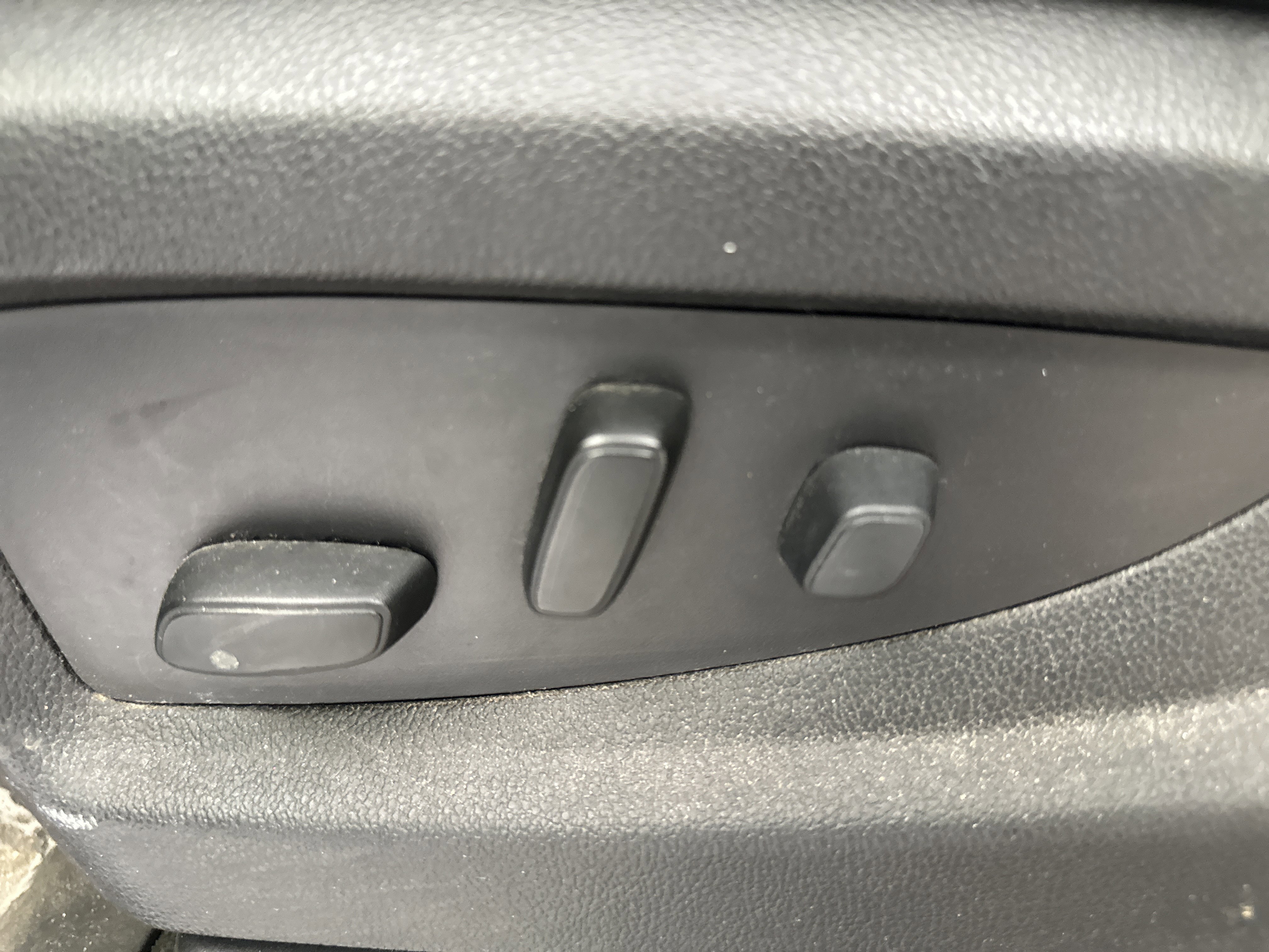 Used 2017 GMC Sierra 1500 Denali w/ Denali Ultimate Package AWD/4WD image 21