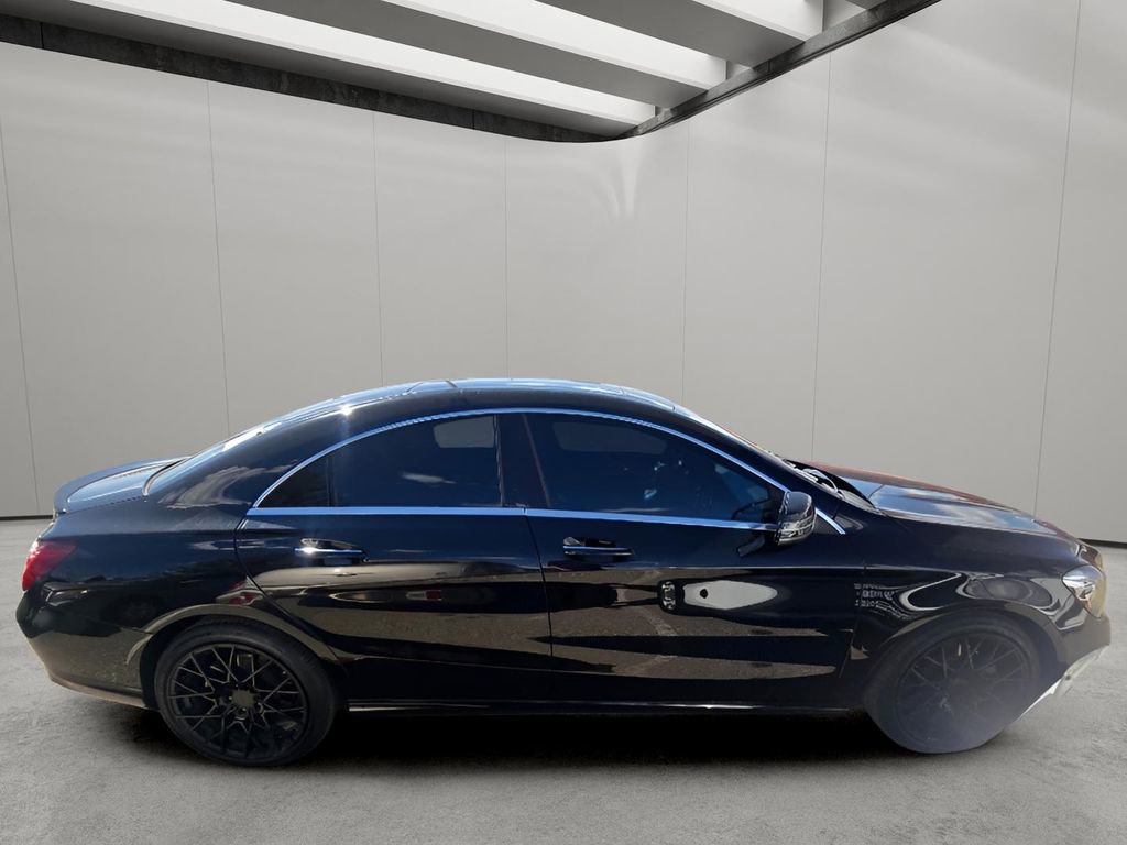 Used 2018 Mercedes-Benz CLA 250 4MATIC image 7