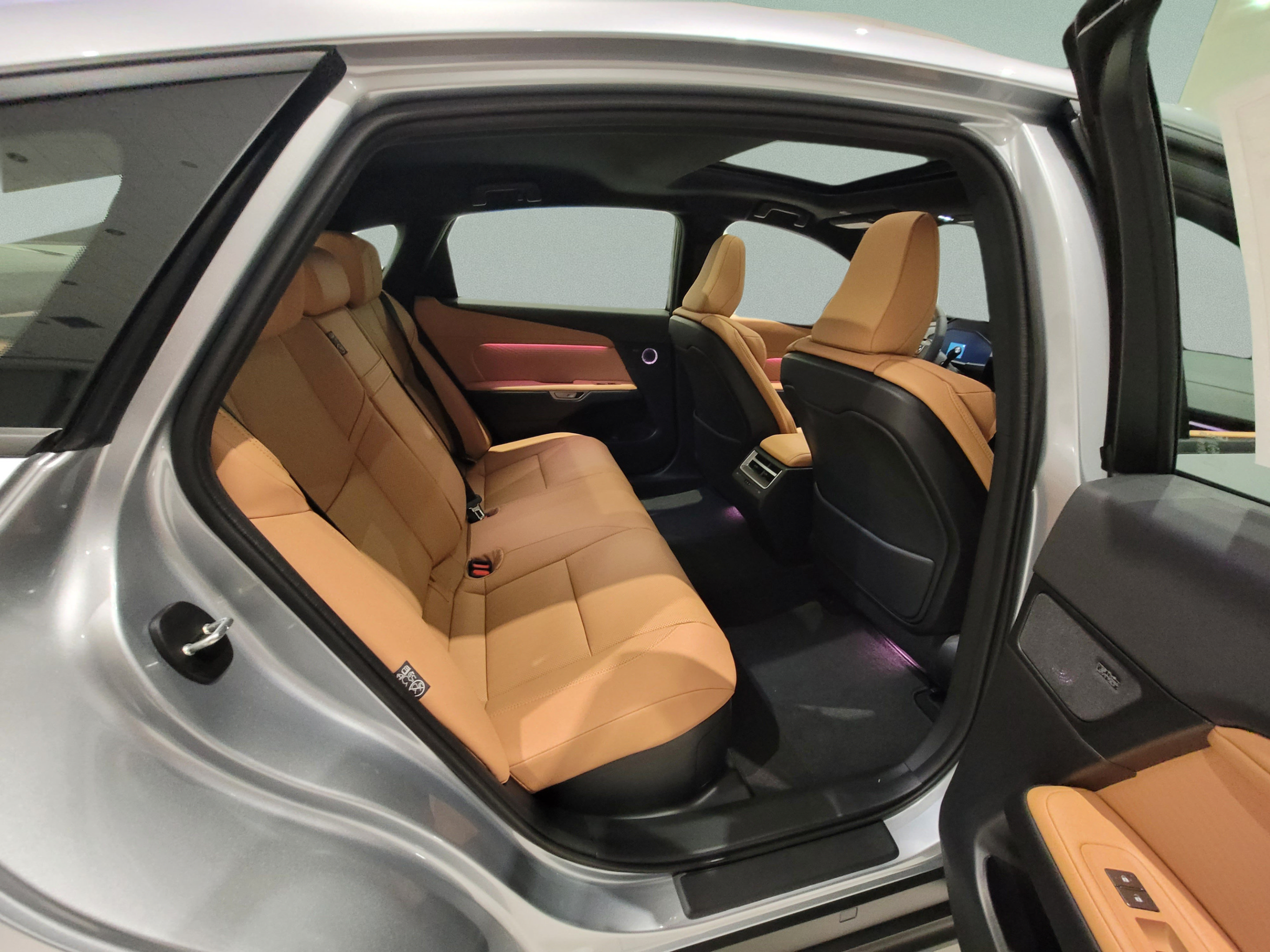 New 2026 Lexus ES 350h FWD image 21