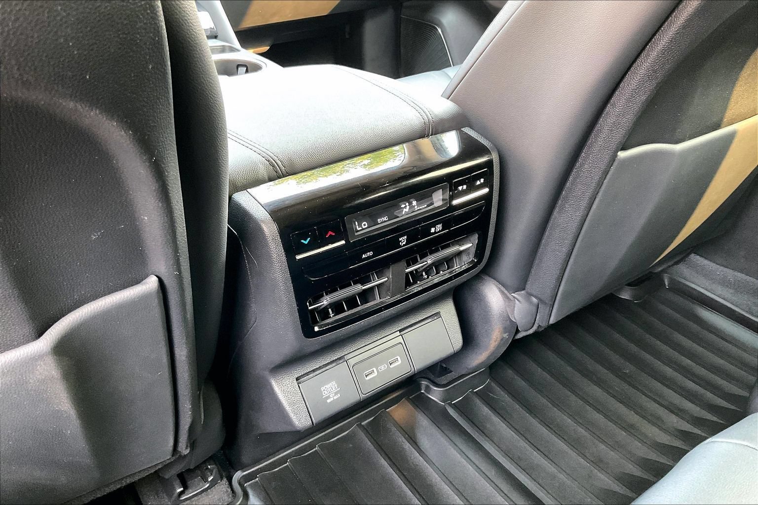 Used 2022 Acura MDX SH-AWD image 10