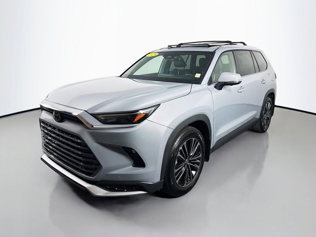 Used 2025 Toyota Grand Highlander MAX Platinum image 3