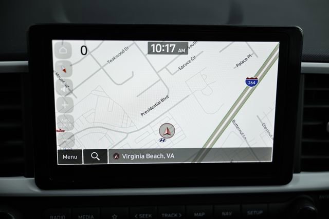 Used 2023 Hyundai Venue Limited image 36