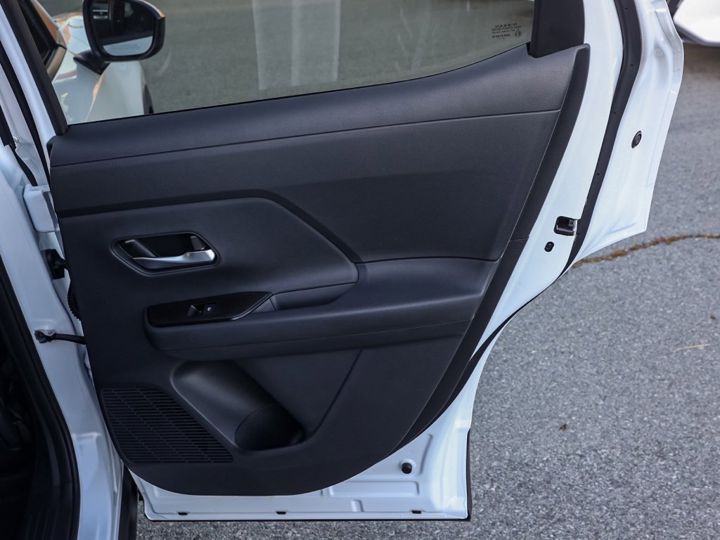 New 2026 Nissan Kicks SV image 19