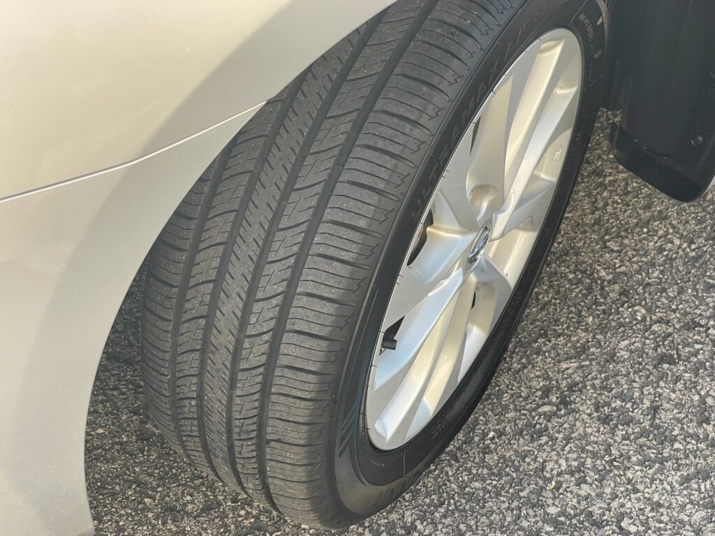 Used 2018 Nissan Sentra SV FWD image 32