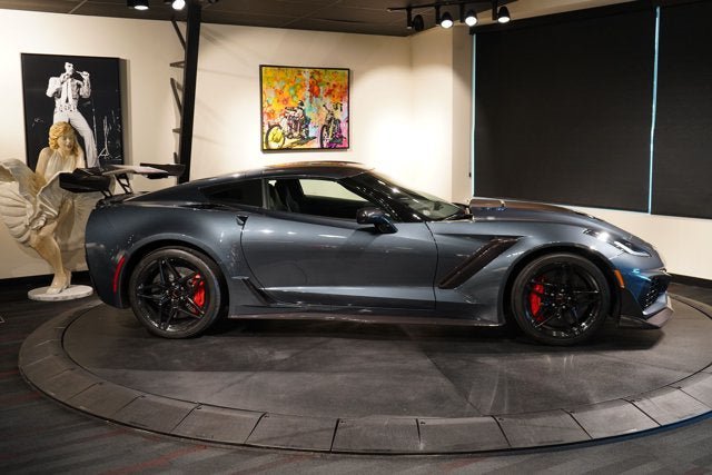 Used 2019 Chevrolet Corvette ZR1 RWD image 11