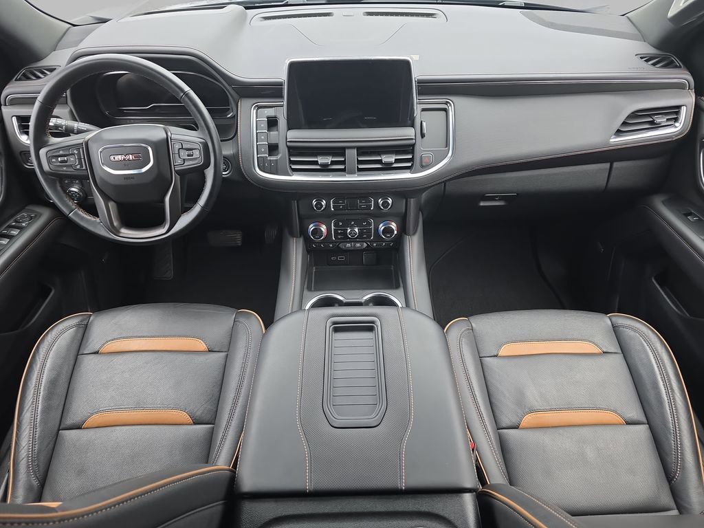 Certified 2024 GMC Yukon XL AT4 w/ AT4 Premium Plus Package AWD/4WD image 11