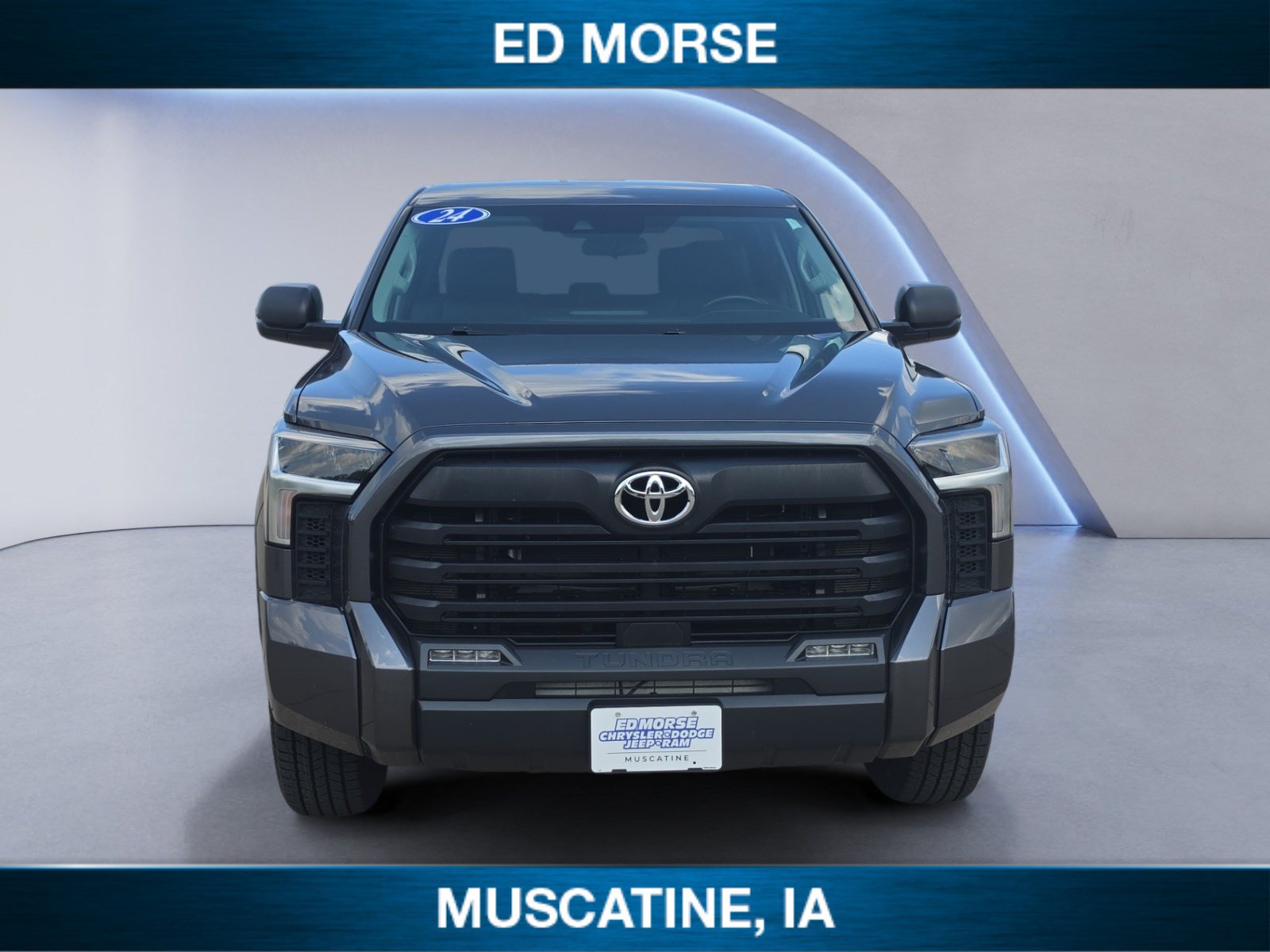 Used 2024 Toyota Tundra SR5 w/ SR5 Premium Package AWD/4WD image 8