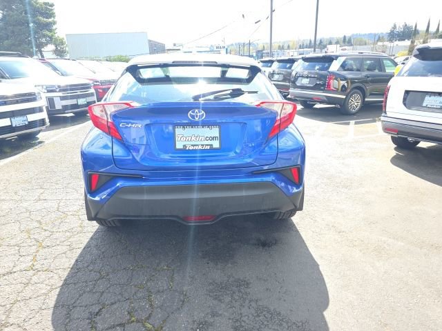 Used 2018 Toyota C-HR XLE image 6