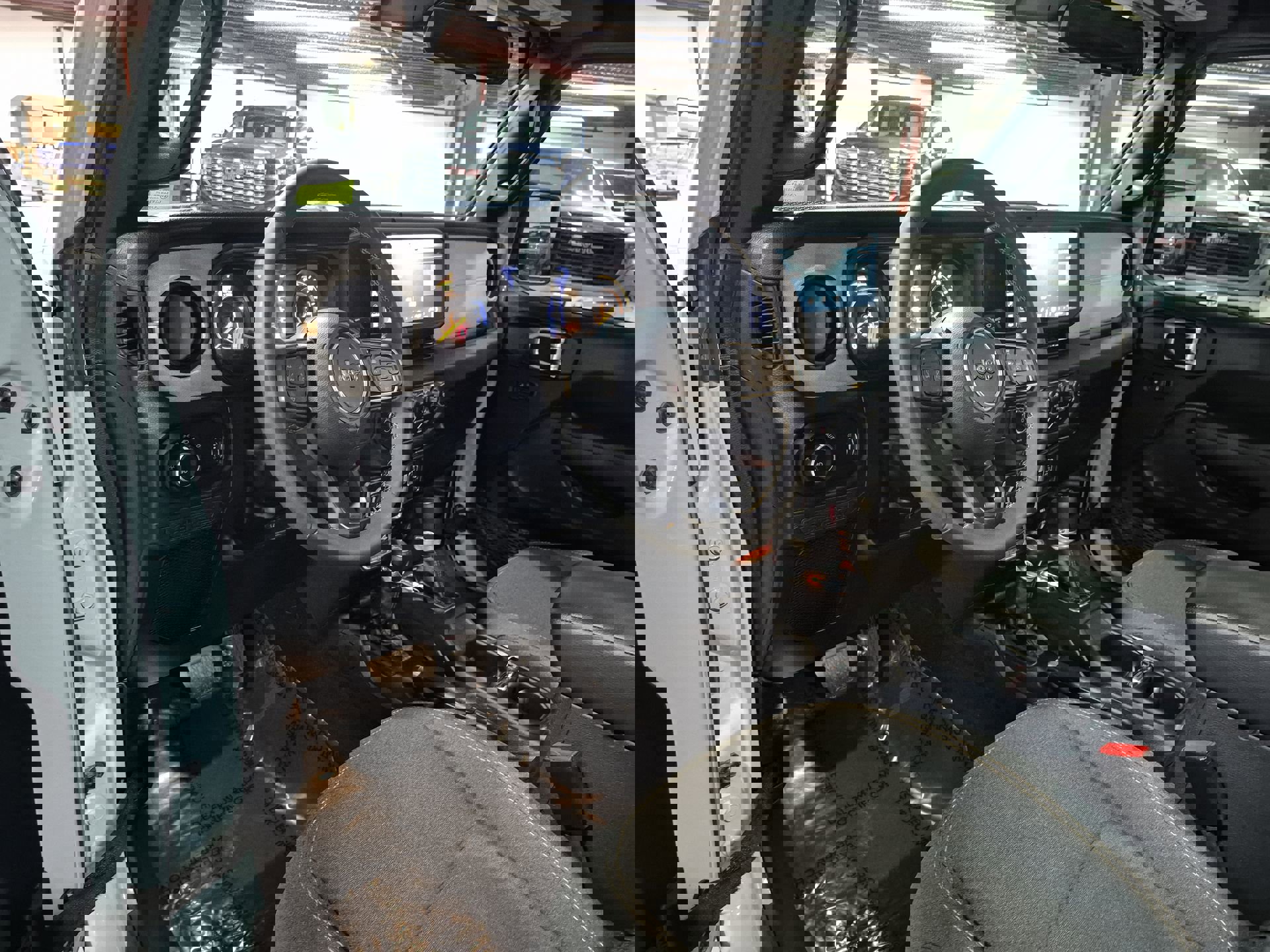 Used 2024 Jeep Wrangler Willys image 11