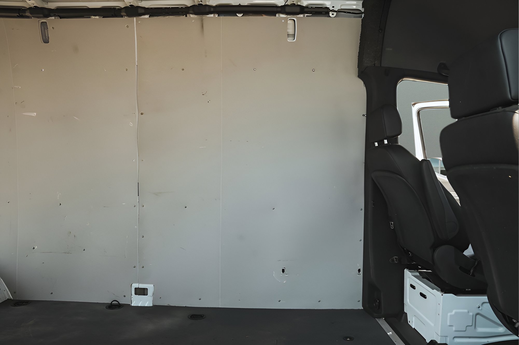 Used 2020 Mercedes-Benz Sprinter 2500 image 7