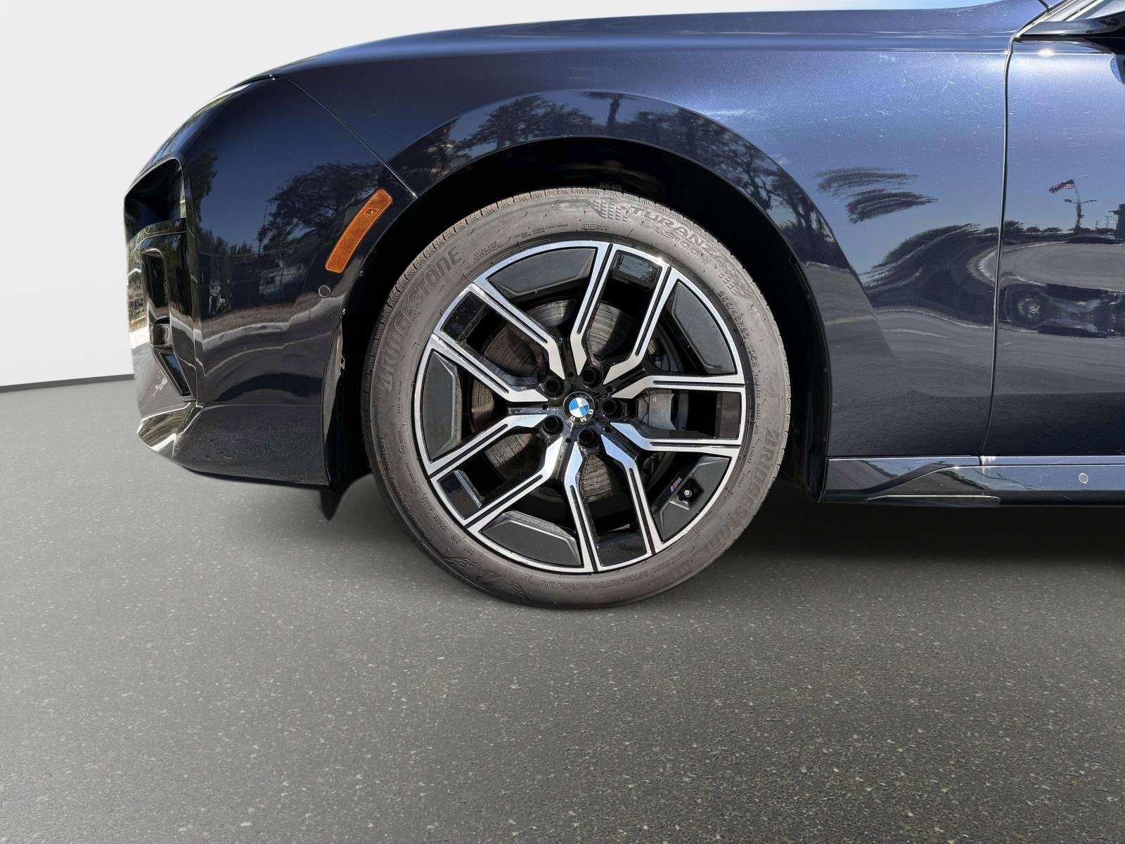 Used 2023 BMW 740i 740i image 12