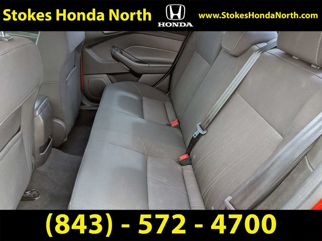 Used 2017 Ford Focus SE FWD image 18